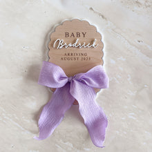 Load image into Gallery viewer, 'Baby Arriving' Oval Scallop Plaque - Bow