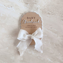 Load image into Gallery viewer, 'Baby Arriving' Oval Scallop Plaque - Bow