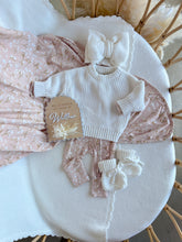 Load image into Gallery viewer, 'Hello World My Name Is' Arch Scallop Plaque - Dried Floral