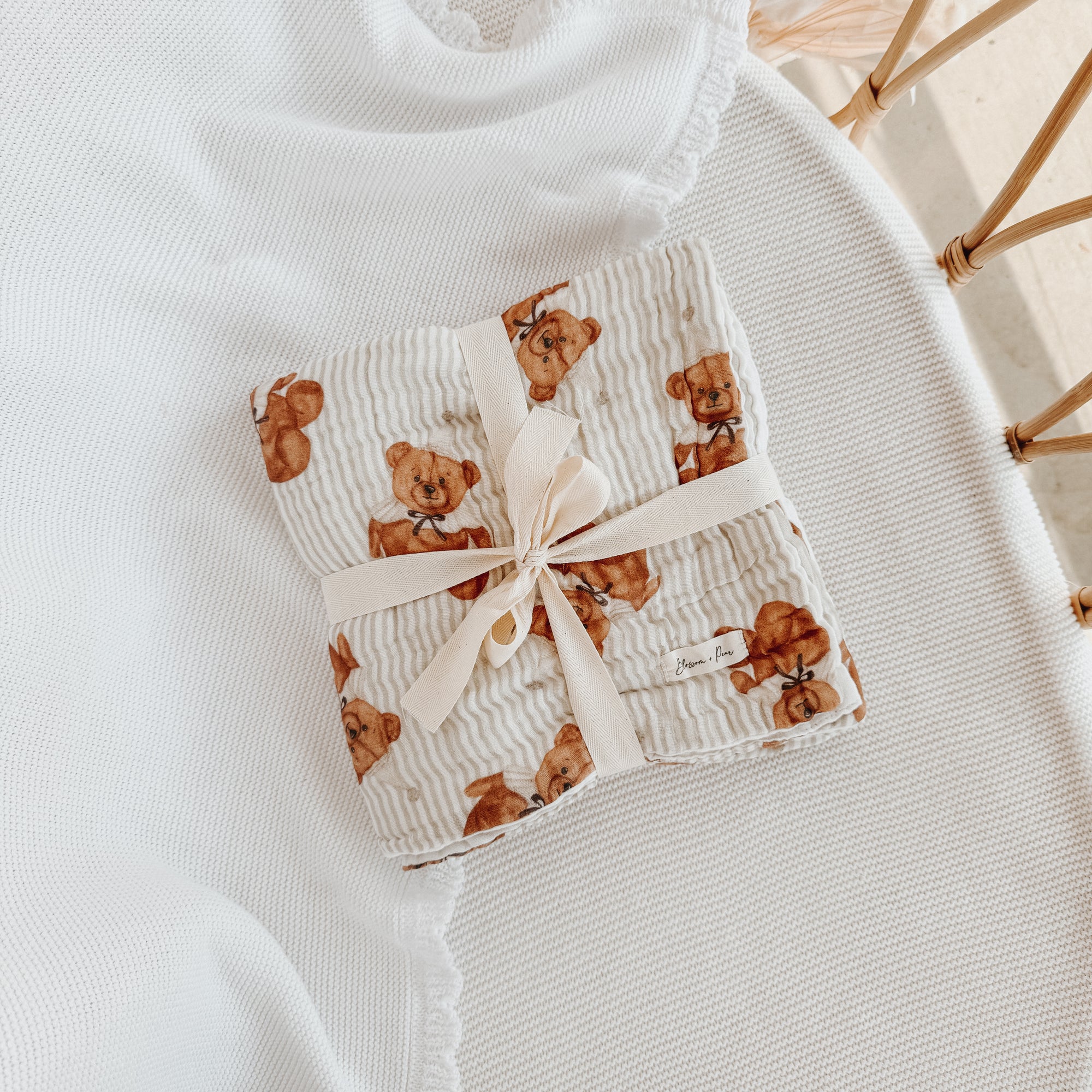 Heritage Muslin Blanket - Bébé Bear