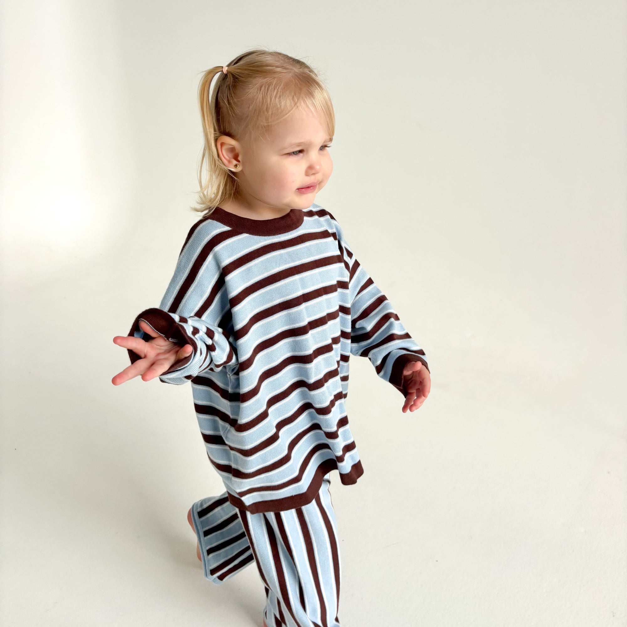 Kids Mocha Blue Lounge Sweater