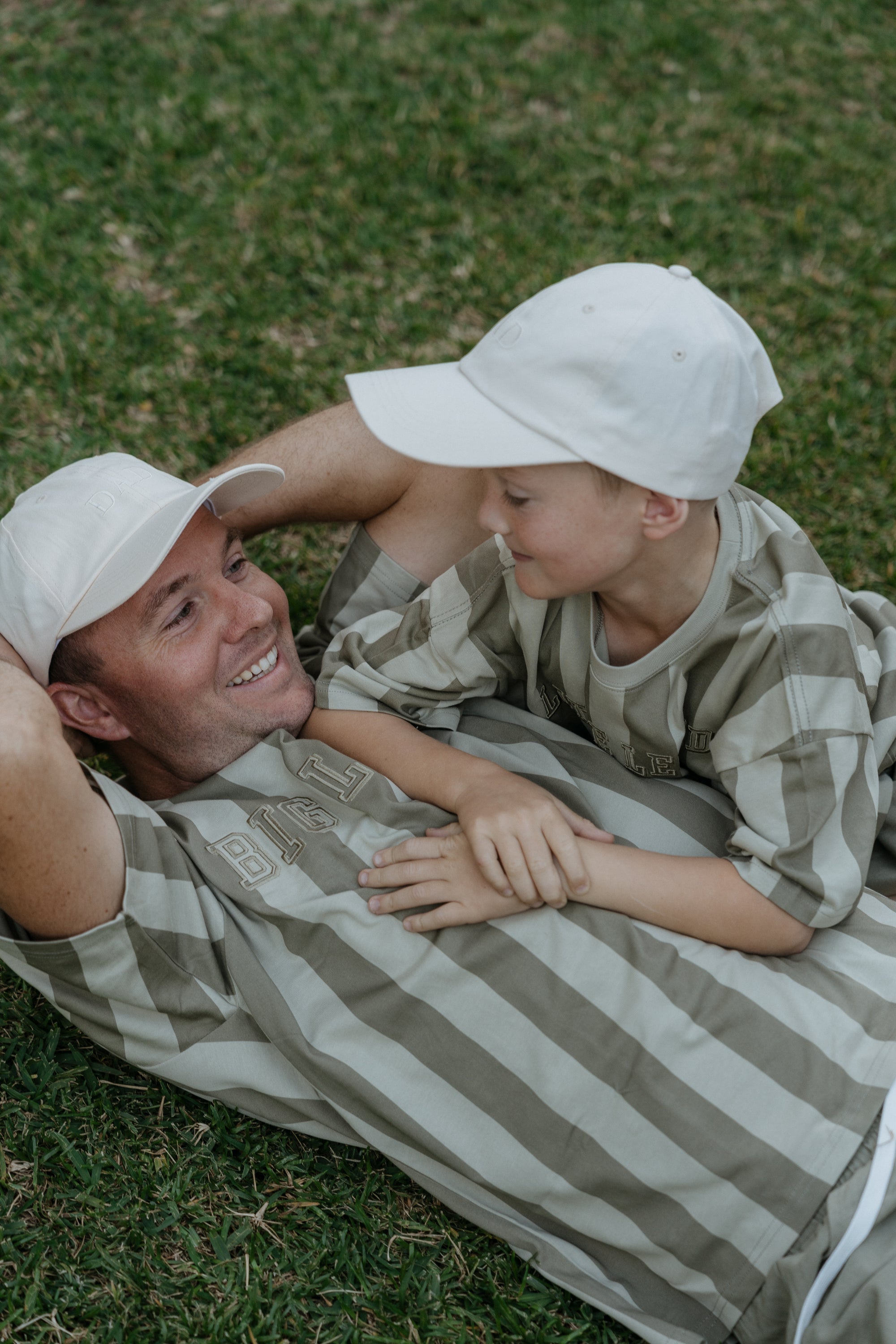 'Dad' Cotton Curve Brim Cap - Ivory
