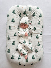 Load image into Gallery viewer, Bamboo Knotted Beanie - Christmas Trees