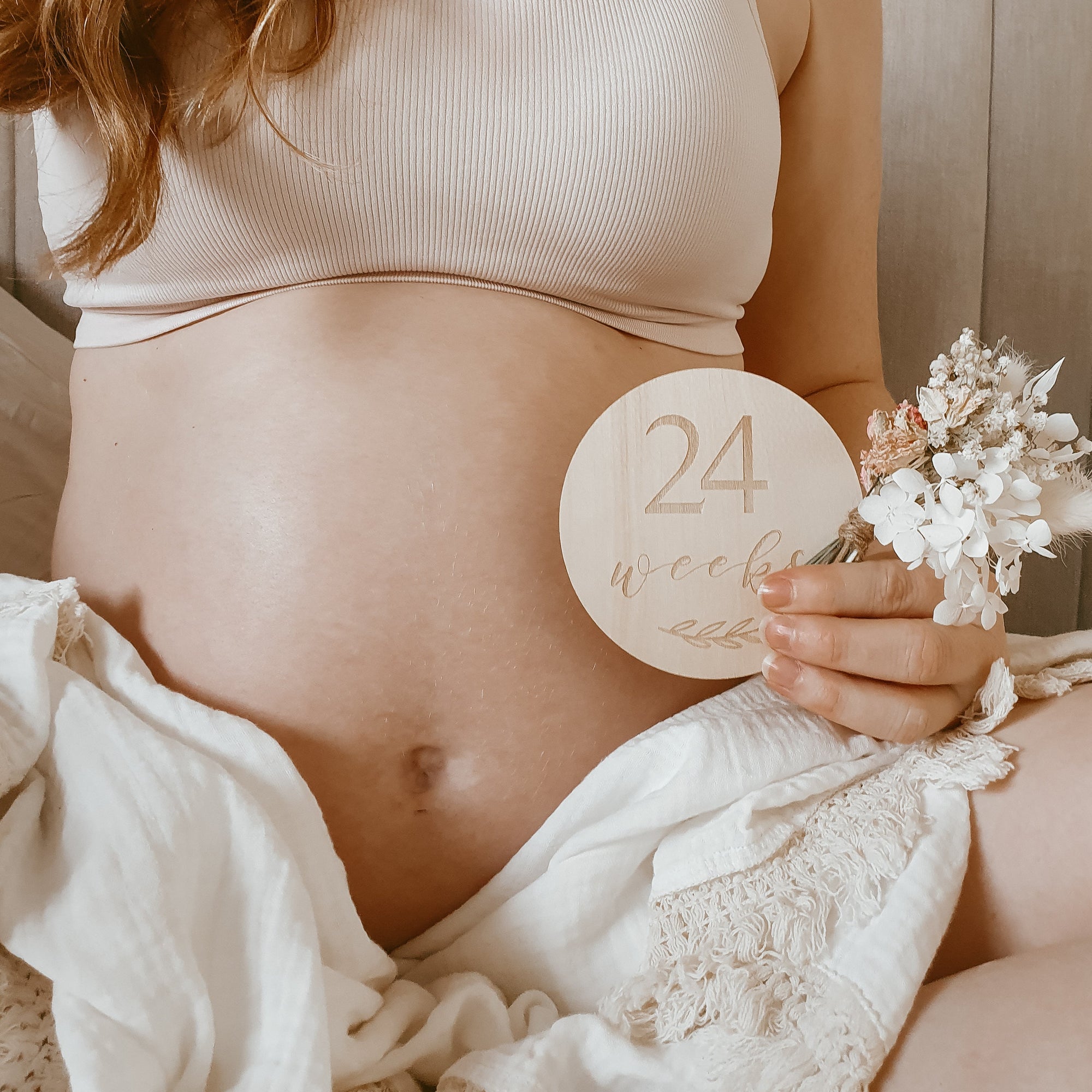 Engraved Wooden Pregnancy Milestone Collection - Set of 14 - 10cm