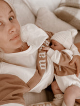 Load image into Gallery viewer, &#39;Mama&#39; Sweater