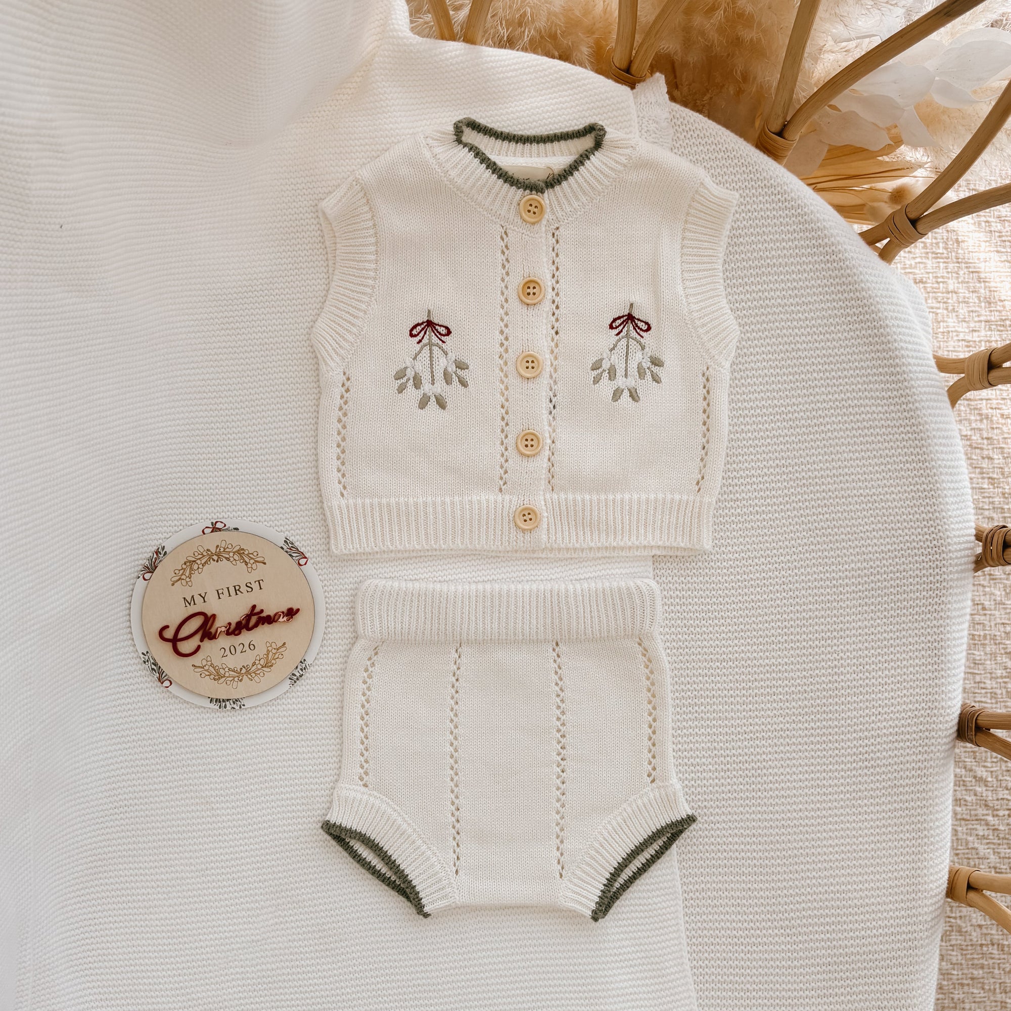 Mistletoe Muse Knit Vest Set