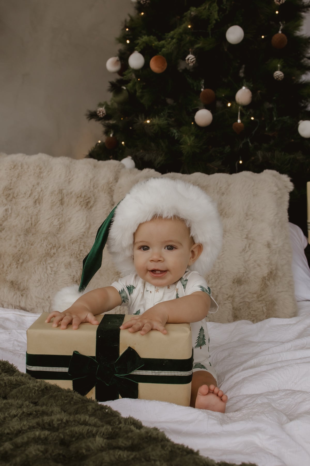 Velvet Santa Hat - Emerald - PRE ORDER - Est. Dispatch Early October