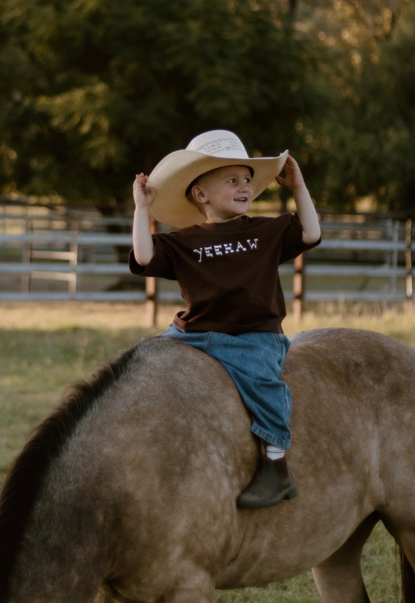 'Yeehaw' Slouch Tee - Espresso