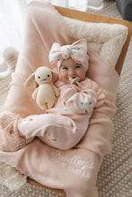 Load image into Gallery viewer, Clover (Blush) Bunny Topknot