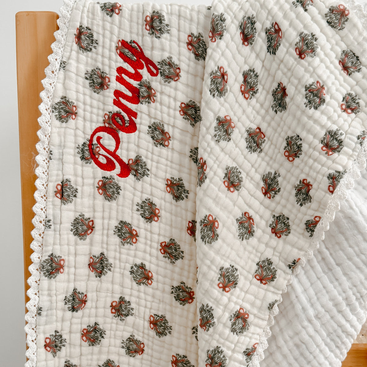 Heritage Muslin Blanket - Mistletoe Evergreen