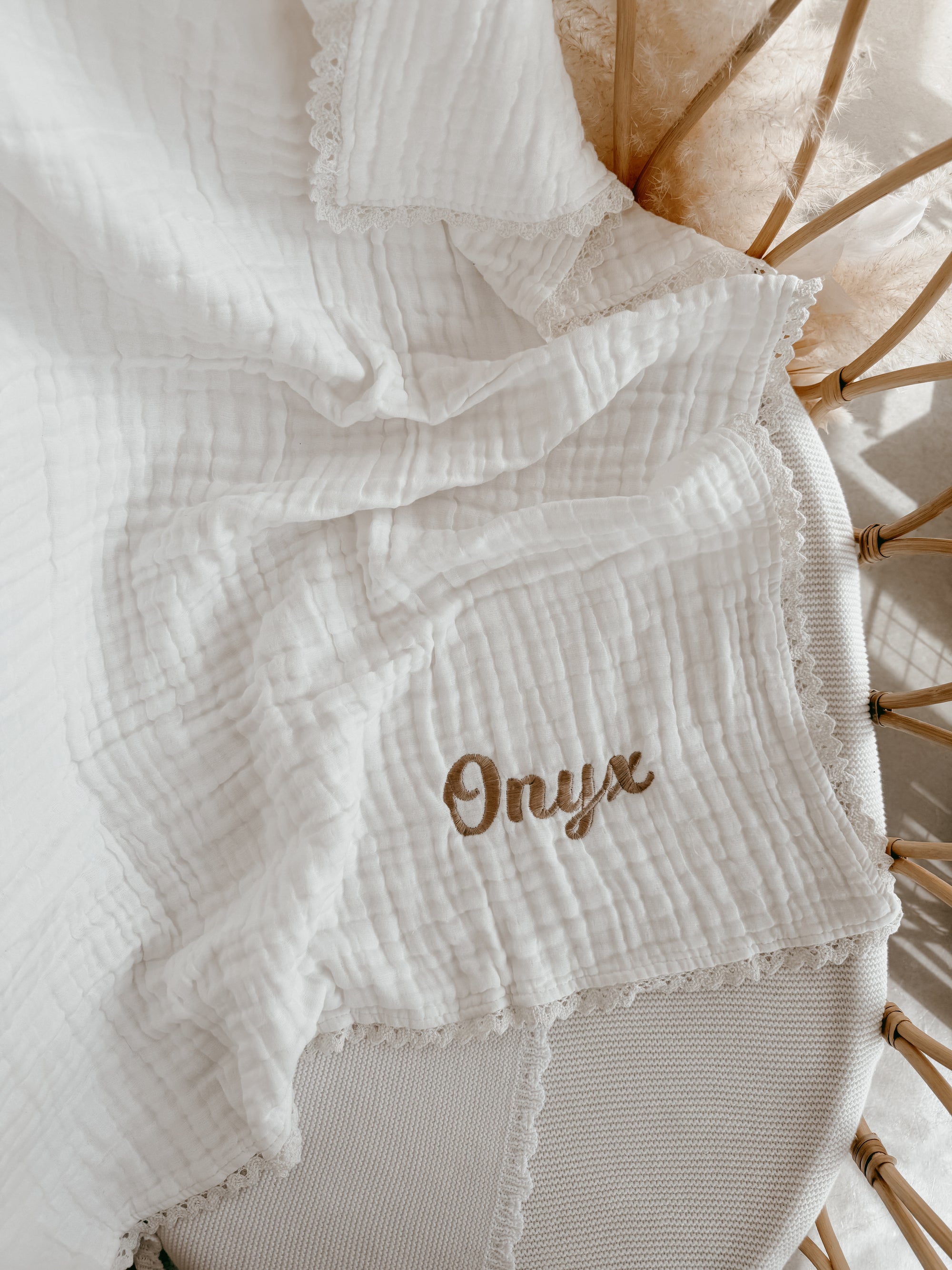 Heritage Muslin Blanket - Milk with Lace Trim