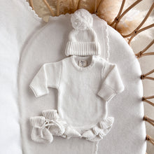 Load image into Gallery viewer, Long Sleeve Frill Leg Knit Romper &amp; Beanie Bundle - Milk