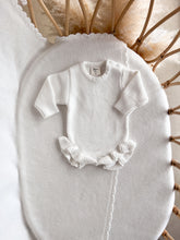 Load image into Gallery viewer, Long Sleeve Frill Leg Knit Romper &amp; Beanie Bundle - Milk