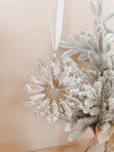 Load image into Gallery viewer, Glass Snowflake Christmas Tree Ornament