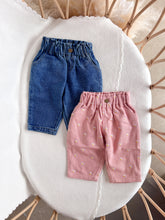 Load image into Gallery viewer, Daisy Pink Denim Jeans