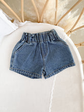 Load image into Gallery viewer, Horseshoe Denim Shorts
