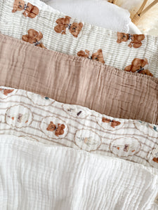 Heritage Muslin Blanket - Bébé Bear
