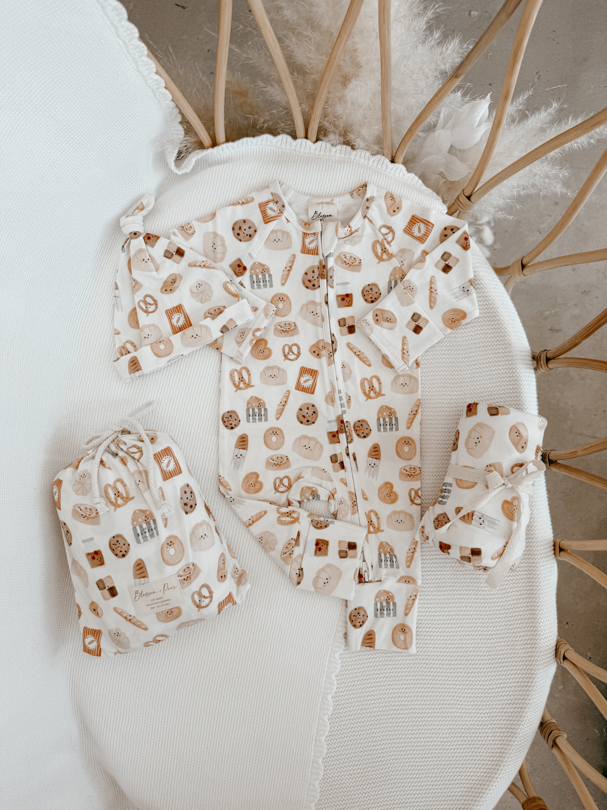 Cot Sheet - Patisserie