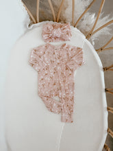 Load image into Gallery viewer, Cotton Topknot - Blushing Blooms