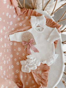 Heirloom Poppy Frill Knit Blanket - Posy