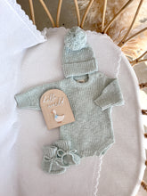Load image into Gallery viewer, &#39;Hello World&#39; Goose Plaque - PRE ORDER - Est Dispatch Mid-September