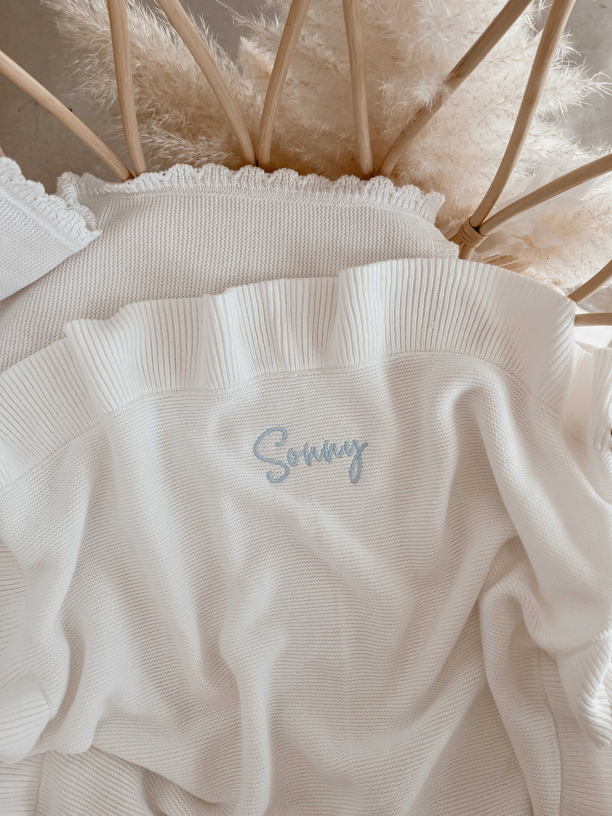 Heirloom Poppy Frill Knit Blanket - Milk