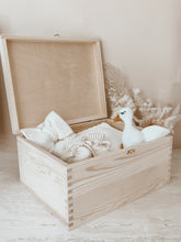 Load image into Gallery viewer, Wooden Personalised Baby Keepsake Box - REGULAR - PRE ORDER EST DISPATCH OCTOBER