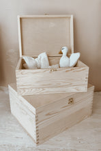 Load image into Gallery viewer, Wooden Personalised Baby Keepsake Box - REGULAR - PRE ORDER EST DISPATCH OCTOBER