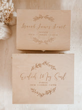 Load image into Gallery viewer, Wooden Personalised Baby Keepsake Box - LARGE - PRE ORDER EST DISPATCH OCTOBER
