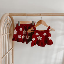 Load image into Gallery viewer, Red Posy Knit Tie Set