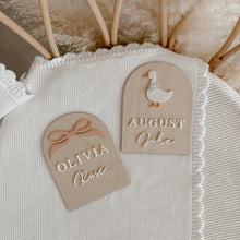 Load image into Gallery viewer, Personalised Goose Name Plaque