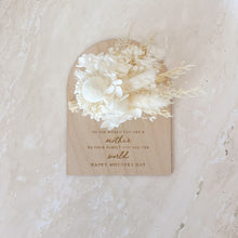 Load image into Gallery viewer, Mother&#39;s Day &#39;You Are My World&#39; Quote Dried Floral Plaque Magnet - 15cm