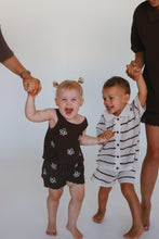 Load image into Gallery viewer, Daisy Knit Tie Set - Espresso