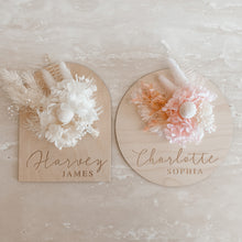 Load image into Gallery viewer, Dried Floral Announcement Plaque