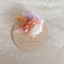 Load image into Gallery viewer, Dried Floral Announcement Plaque