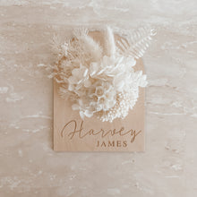 Load image into Gallery viewer, 15cm Personalised Arch Dried Floral Plaque