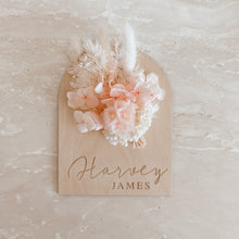 Load image into Gallery viewer, 15cm Personalised Arch Dried Floral Plaque