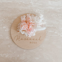 Load image into Gallery viewer, Dried Floral Announcement Plaque