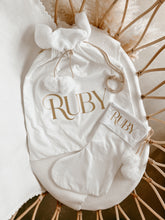 Load image into Gallery viewer, Personalised Holiday Velvet Stocking