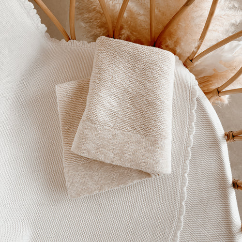 Heirloom Classic Chunky Knit Blanket - Honey