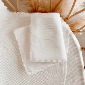 Heirloom Scallop Knit Blanket