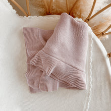 Load image into Gallery viewer, Heirloom Poppy Frill Knit Blanket