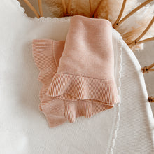 Load image into Gallery viewer, Heirloom Poppy Frill Knit Blanket