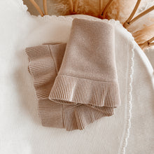 Load image into Gallery viewer, Heirloom Poppy Frill Knit Blanket