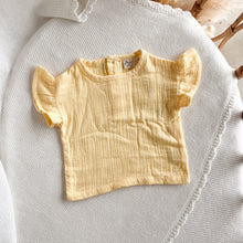 Load image into Gallery viewer, Lemon Muslin Tee - Flutter Sleeve