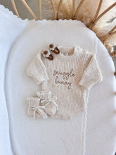 Load image into Gallery viewer, Daisy Crochet Hair Clip - Set of 2
