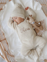 Load image into Gallery viewer, Chunky Knit Beanie - Honey