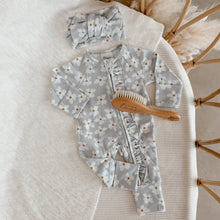 Load image into Gallery viewer, Daisy Dreams Baby Gift Bundle - Brush