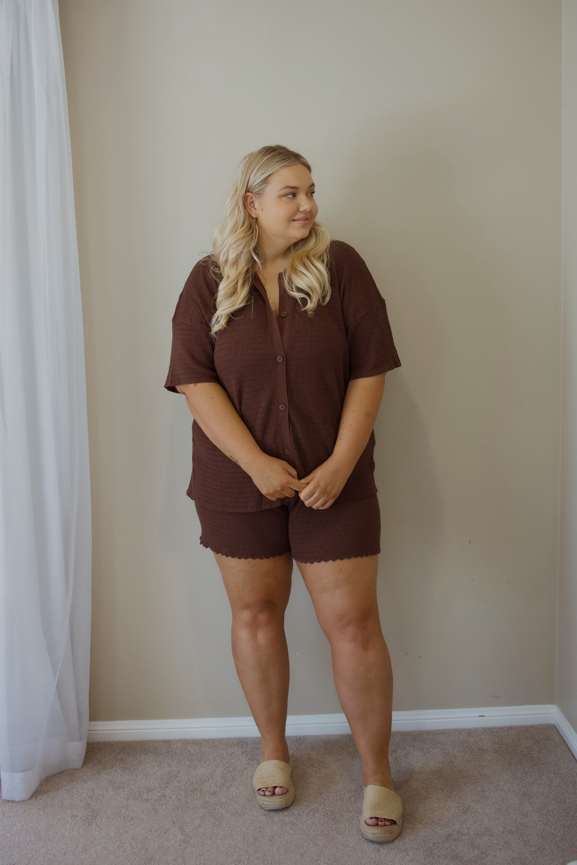 Ladies Knit Scallop Shorts - Espresso