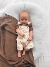 Load image into Gallery viewer, Cocoa Linen Tee - Cuff Sleeve